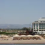 Hotel Armas Life 5*