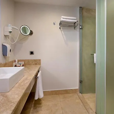 Hotel Armas Life 5*