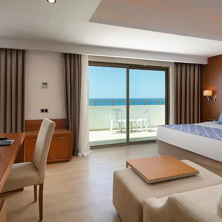 Armas Life Hotel