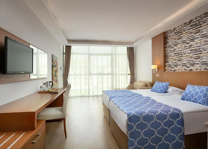 Armas Life Hotel