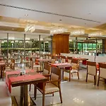 Otel Armas Life