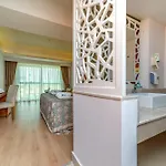 Otel Armas Life